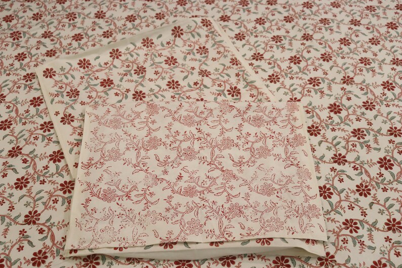Hand Printed Bedsheet, Block Print Bedsheet With 2 Pillow Covers Flower Print Design Soft and Comfy Bedspread Home decor Bedroom-decor