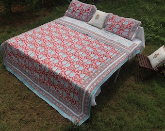 Manta Razai reversible acolchada con estampado floral hecha a mano: edredón de algodón con estampado de bloques indio