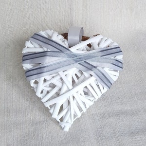 Coeur en rotin blanc déco shabby chic 15 cm image 5