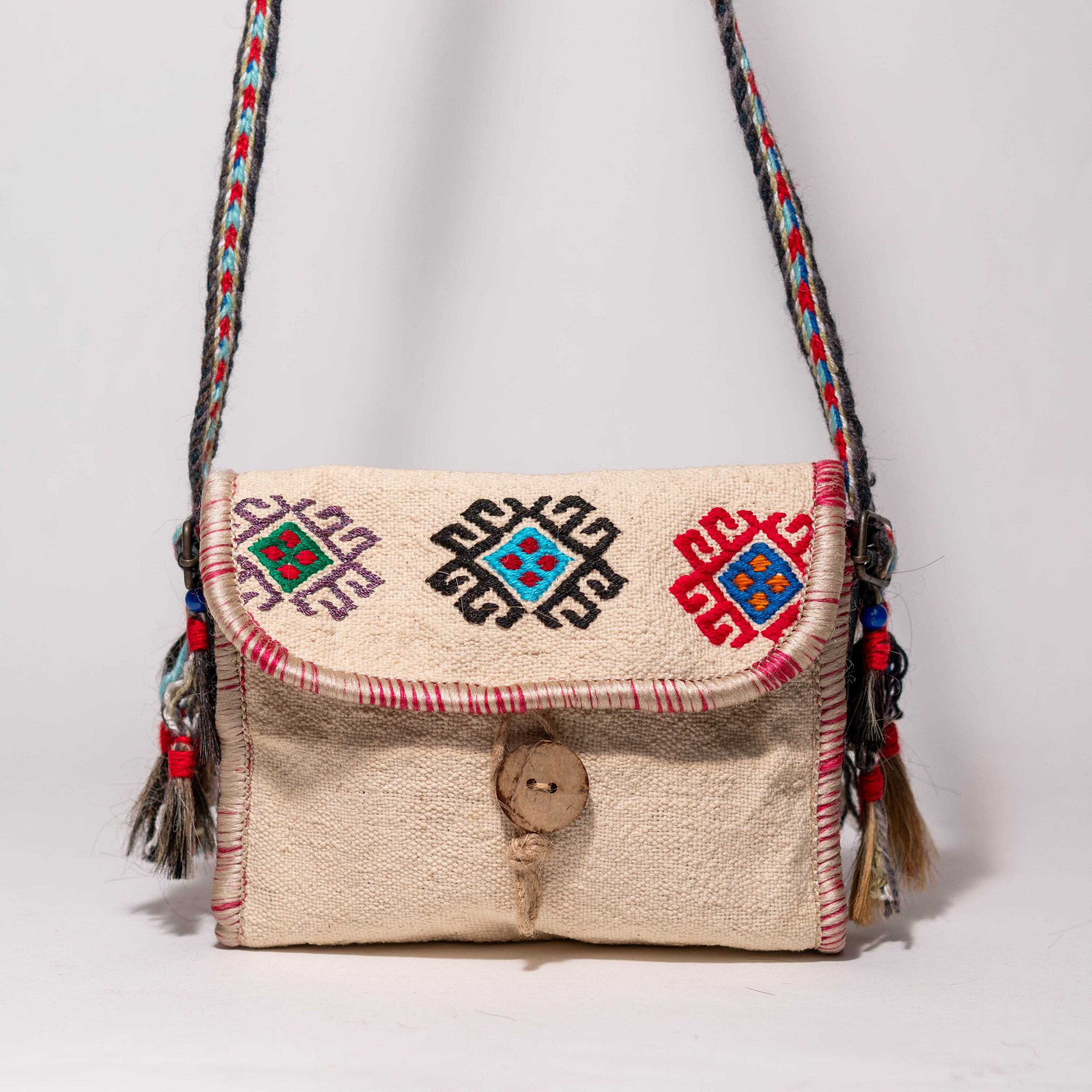 2 Pcs Bohemian Hippie Crossbody Bag Ethnic Style Bag Everyday Crossbody  Purse Cotton and Linen Sling Boho Tote Bag Handmade Messenger Shoulder Bags