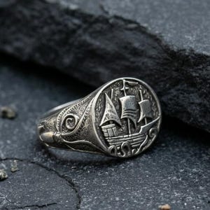 925 Sterling Silver Kraken Signet Ring for Men – Vintage Nautical Ship Jewelry