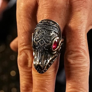 Mens Gothic Morior Invictus Silver Skull Ring - Handcrafted Warrior Jewelry - Days Gone