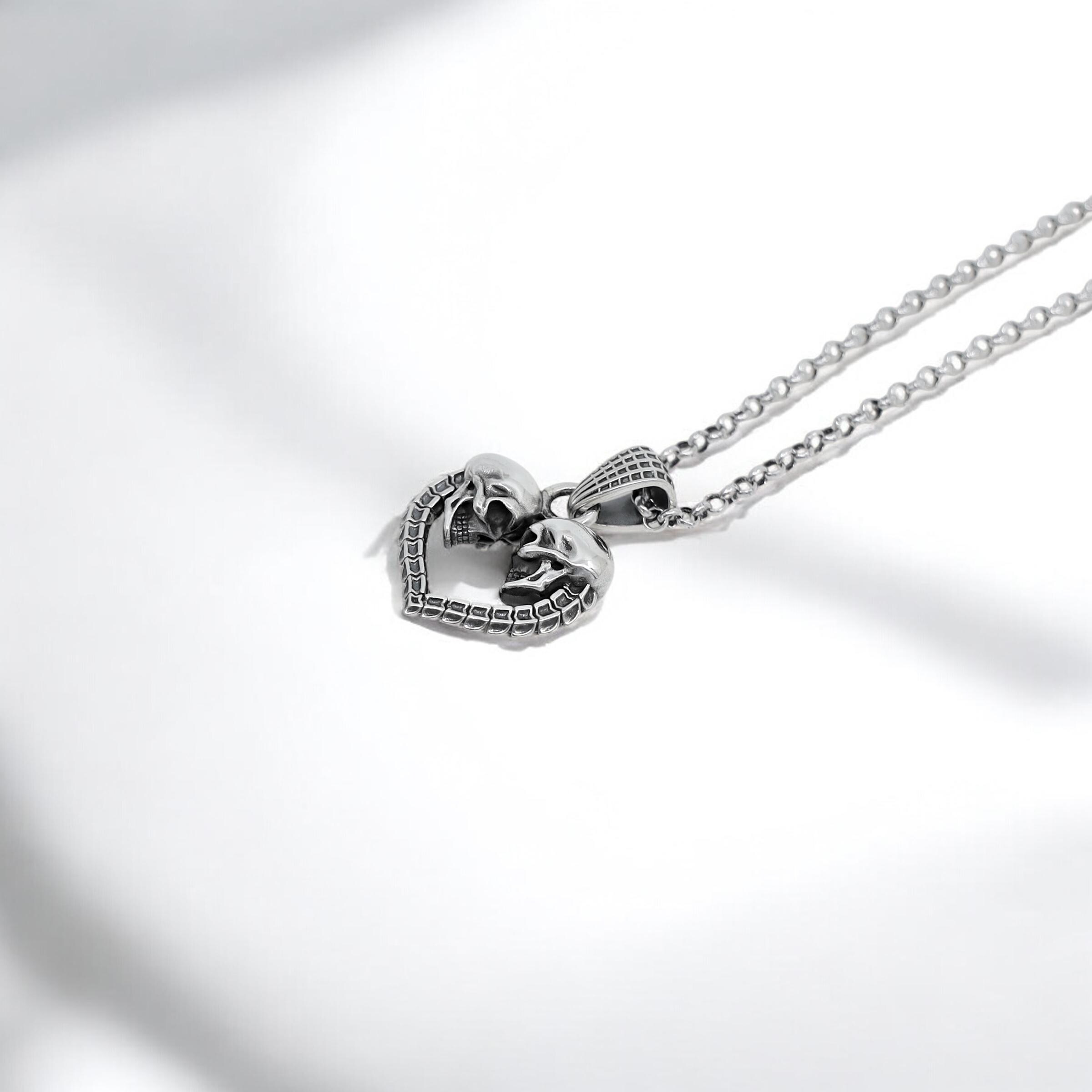 Collana Con Ciondolo Teschio In Argento Sterling 925 – Gioiello Gotico Per Donna E Ragazza – Catena Inclusa – Regalo Originale E Di Stile