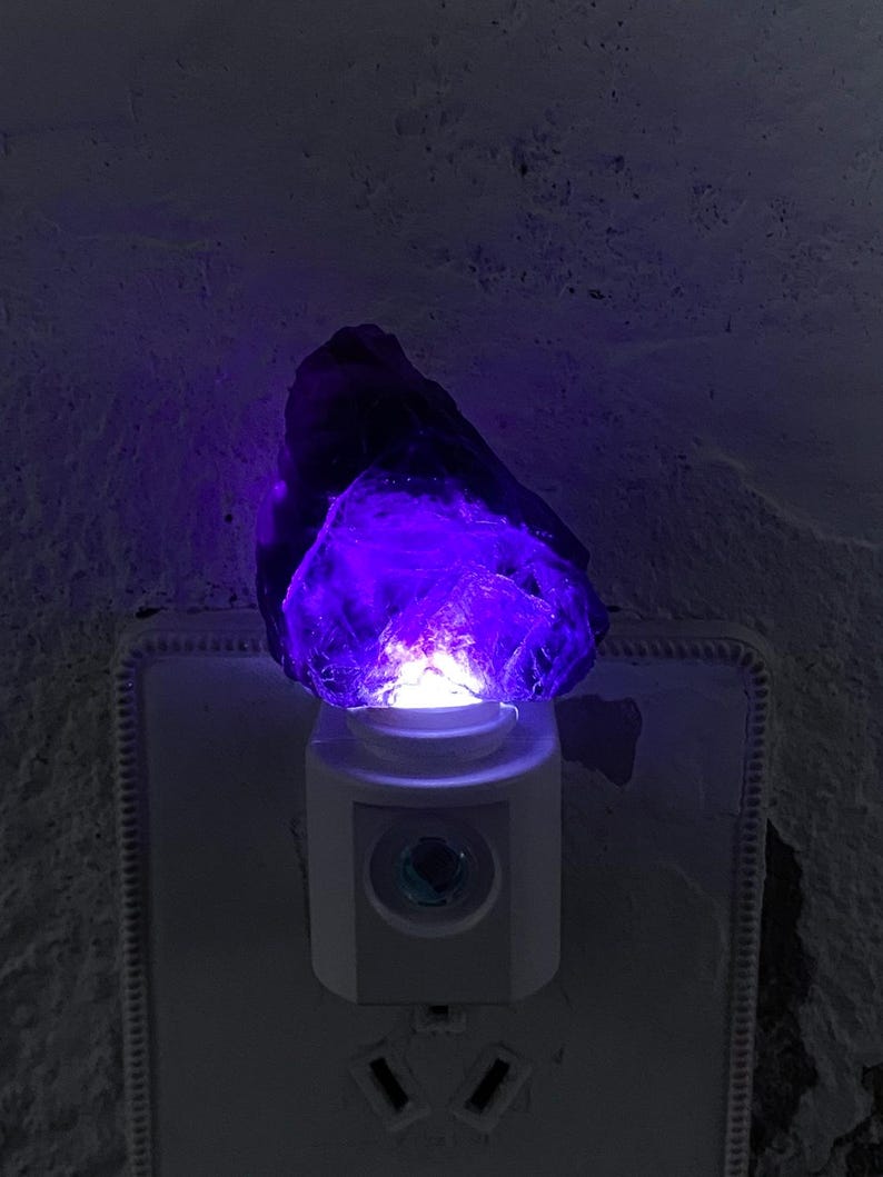 Natural Fluorite Raw Stone LED Night Light With Light Sensor | Baby Shower Gift | Nursery Night Lamp (120V US/Canada Plug) | Crystal Gift Purple