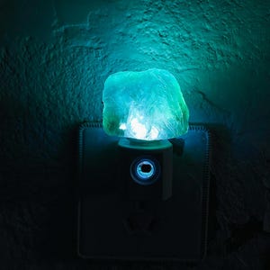 Natural Fluorite Raw Stone LED Night Light With Light Sensor | Baby Shower Gift | Nursery Night Lamp (120V US/Canada Plug) | Crystal Gift Green