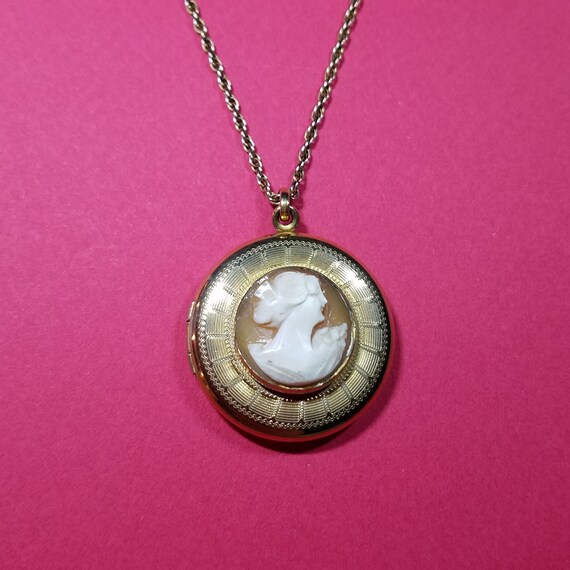 For Charity Victorian Bates & Bacon Cameo Locket Gold Filled
