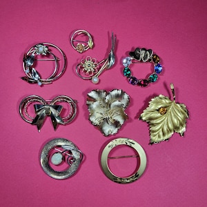 FOR CHARITY Vintage Floral themed Gold Filled Pins Brooches lot Sweet!