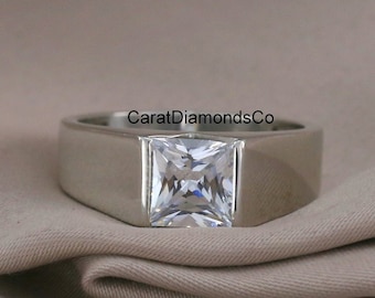 3,00 CT prinsesslipad moissanit vigselring, klassisk spänningsfattad solitär diamantring, 18K vitguldsring med bred band, perfekt herrring