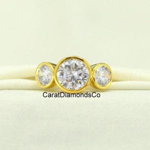 Three Stone Wedding Ring, 4.45TCW Round Cut Colorless Moissanite Women&#39;s Ring, Bezel Set Diamond Ring, 10K Yellow Gold Ring, Daily Wear Ring