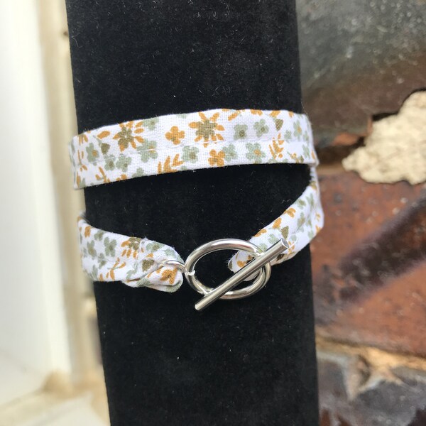Bracelet double en tissu, blanc, fleurs