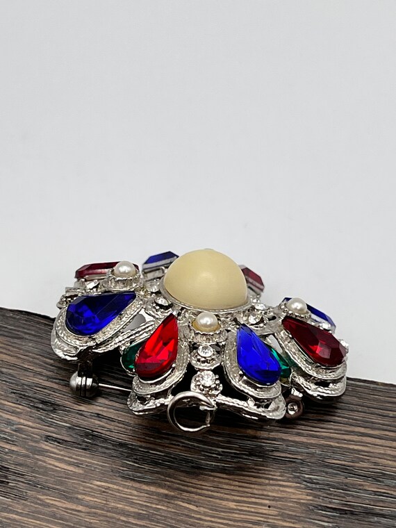 Signed Sphinx Cross brooch & pendant | Silver ton… - image 8