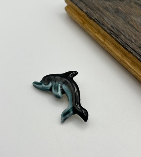 Vintage ceramic leaping Dolphin brooch | Poole Po… - image 8