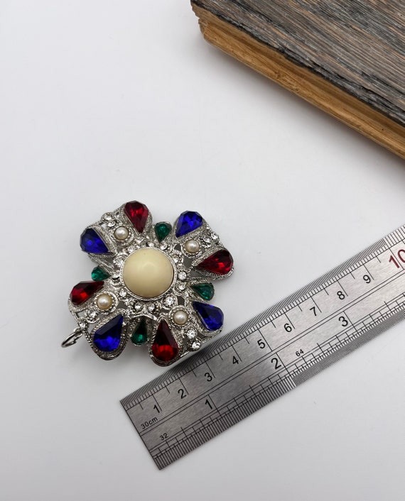 Signed Sphinx Cross brooch & pendant | Silver ton… - image 10