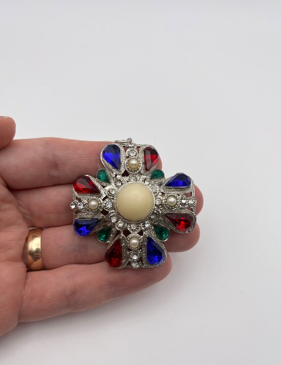 Signed Sphinx Cross brooch & pendant | Silver ton… - image 2