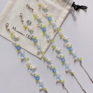 Beaded Forget Me Not Bracelets, Aesthetic Flower Bracelets, Butterfly Floral Bracelets, Lost Gift for her