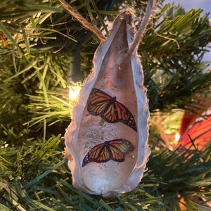 Set of 6 Monarch butterfly milkweed pod ornaments