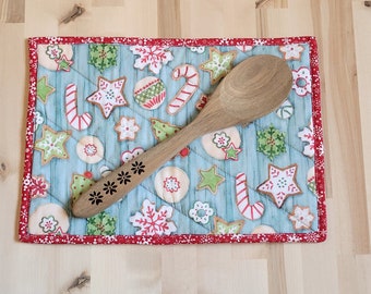 Christmas Large Hot Pad, Quilted Trivet