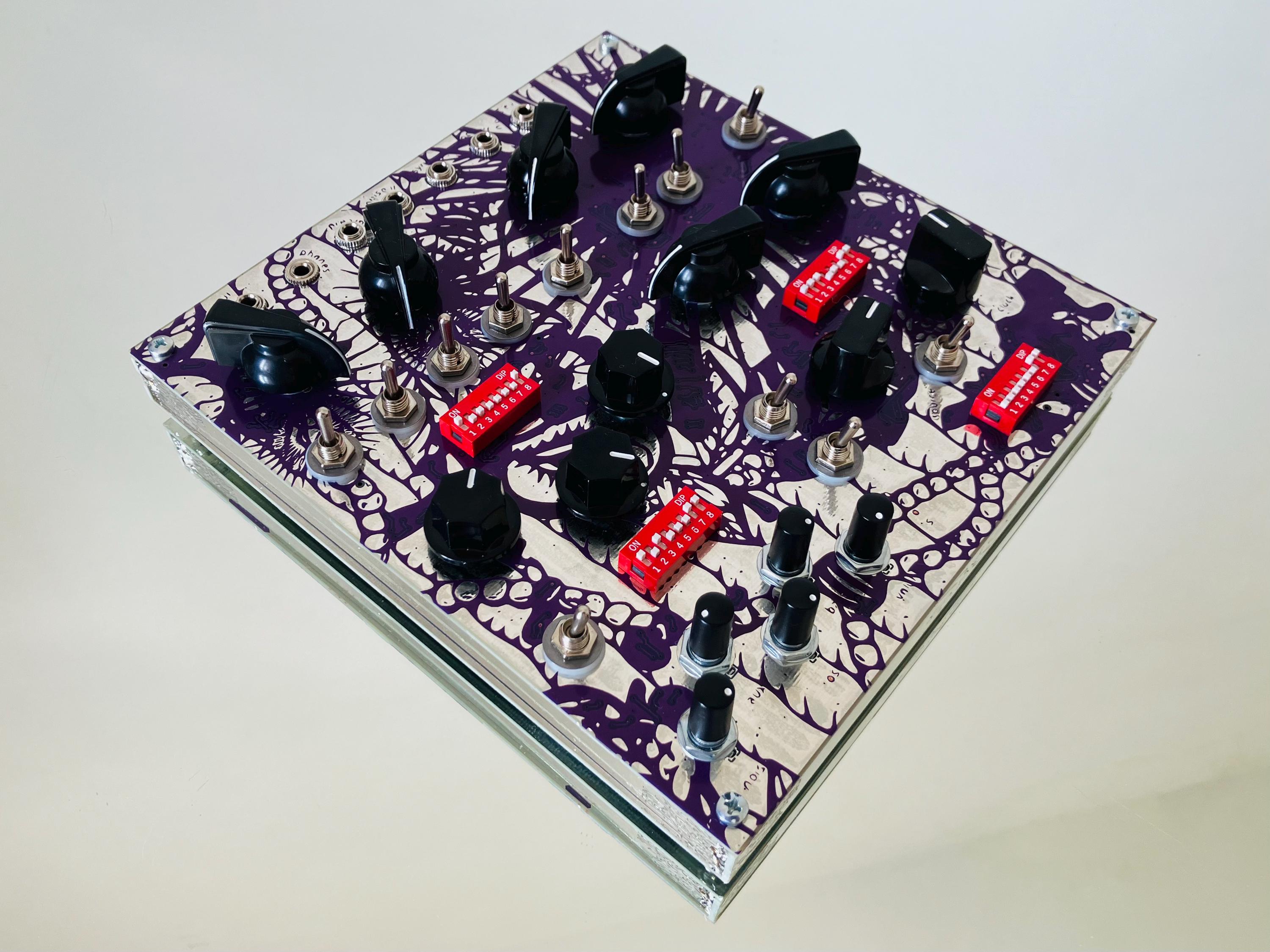 Twin Tropiques /// Dark Since Ever /// Percussion