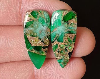 Par de piedras preciosas de cobre esmeralda sueltas de parte trasera plana para manualidades de joyería.