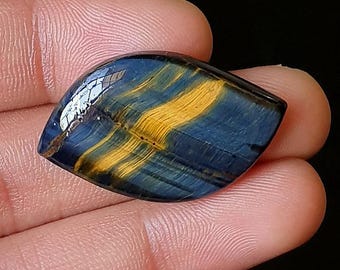 Cabujón ojo de tigre azul, piedra pulida de parte posterior plana