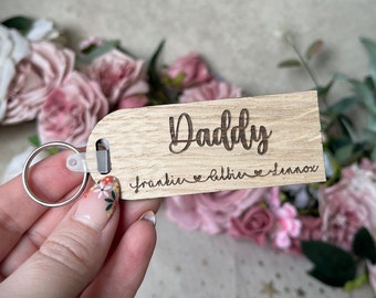 Personalised wooden keyring for fathers day, Gift for dad, Engraved oak daddy key ring, gift from kids for grandad, children's names key fob