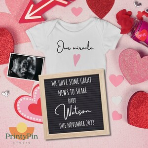 Anuncio de embarazo de niña para redes sociales - Tablero de cartas digitales para revelación de género o anuncio de bebé - Personalizar y personalizar