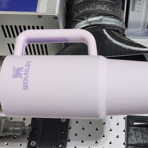 Laser Rotary Chuck adapter for Stanley 30oz 20oz tumblers with threaded lids.