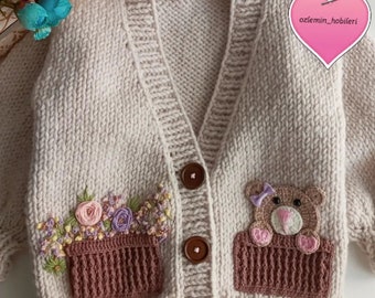 Cardigan pour enfants en tricot, cadeau de nouveau-né pour enfant en tricot, cadeau d'anniversaire pour enfants fait à la main, pull en tricot pour enfants, cardigan pour enfants boutonné,