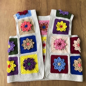 Crochê Vovó Quadrado Floral Suéter Colete, Tricô Frida Floral Colete, Colorido Floral Outono Colete, Feito à Mão Boho Colete, Colorido Suéter