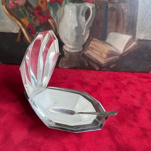 Silver-plated metal shell, caviar dish or butter dish, large shell-shaped bowl, vintage French.