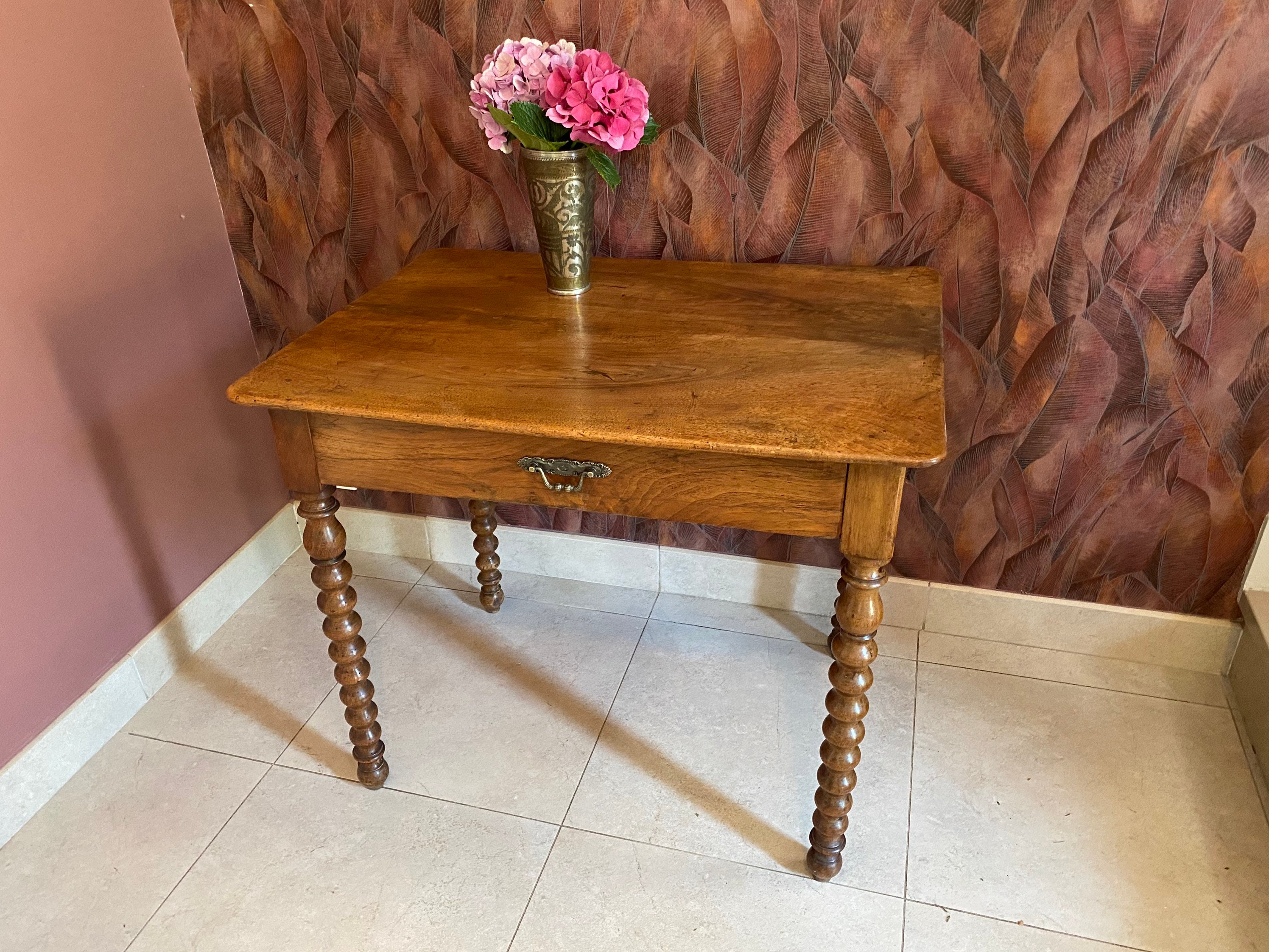 ancienne table En Merisier