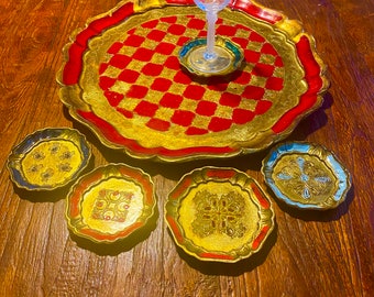 Set a large Florentine tray with coasters, vintage Italian, retro chic style.