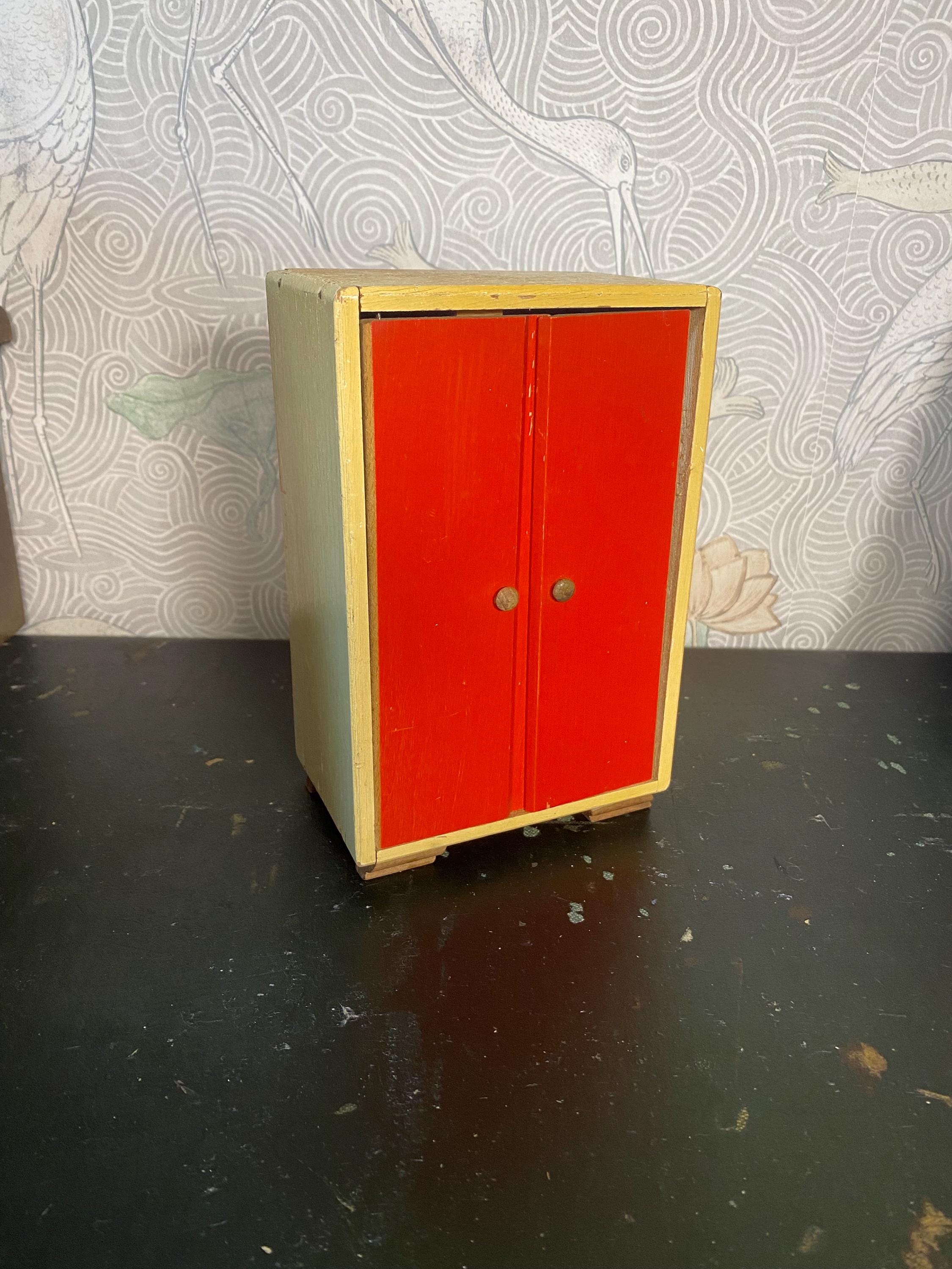 Armoire De Poupées Ancienne – Meuble Miniature Vintage – Pour Collection