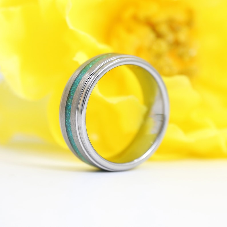 Conjunto de anillos de promesa a juego personalizados, anillos de boda personalizados para pareja, anillo de compromiso para él y para ella, anillo de ágata de musgo, anillo de tungsteno imagen 6