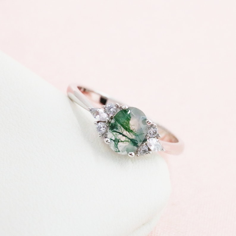 Natuurlijke mos Agaat verlovingsring voor vrouwen, gepersonaliseerde gegraveerde edelsteen ring, aangepaste trouwring, vintage groene mos Agaat stenen ring afbeelding 1