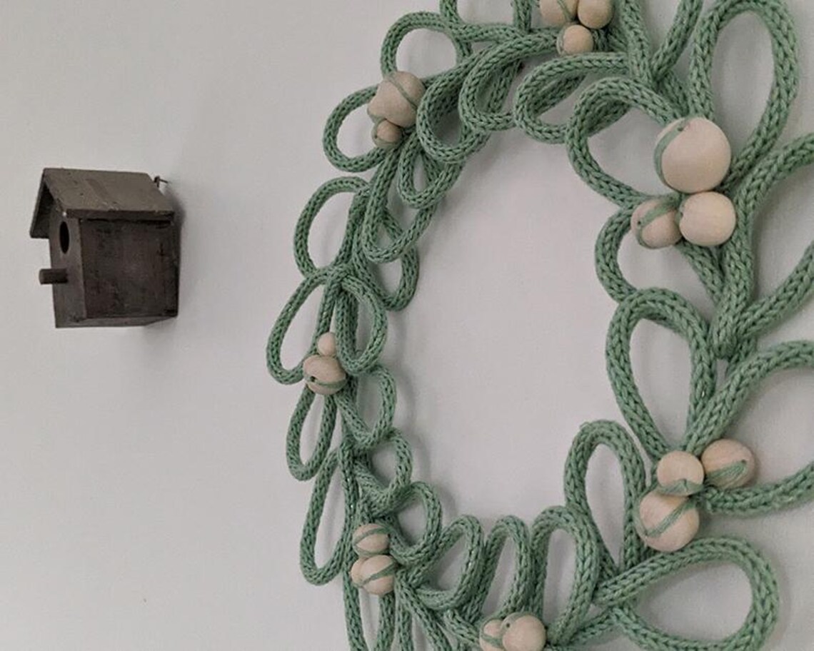 View of DIY Wreath Making Guide: Knitted Cord & Wire Frame | Perfect for Fall ...