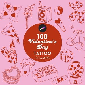 Puede incluir: Un conjunto de 100 sellos de tatuaje para el Día de San Valentín con varios diseños, que incluyen corazones, cerezas, una herradura, un gato, un encendedor, una piruleta, una caja de jugo, un teléfono, un tablero de juego, una máquina de chicles, una venda, una caja de fósforos y un avión de papel. Los sellos son rojos y blancos y están dispuestos sobre un fondo rosa.