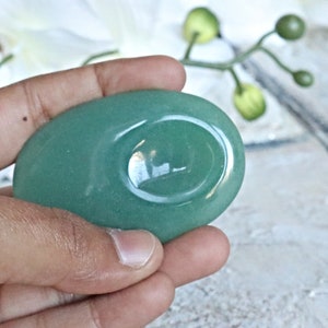 Green Aventurine Thumb Worry Stone: Natural Healing Crystal
