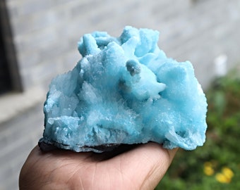 Cluster di cristallo di aragonite blu grezza / campione minerale calmante (650 grammi)