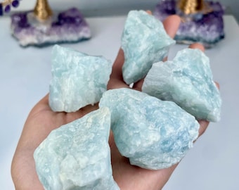 Raw Aquamarine Crystal: Natural Blue Beryl Stone for Calm & Communication