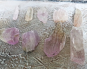 Natürlicher rosa Kunzit-Kristall, Spodumen