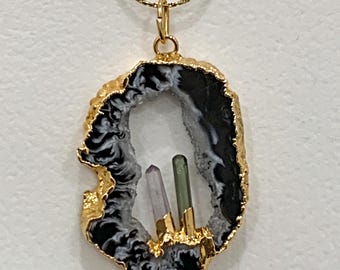Druzy Geode Agate Pendant With Green Tourmaline