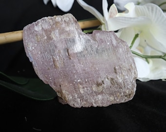 Große Roh Rosa Kunzit Kristalle Specimen, natürliche freie Form