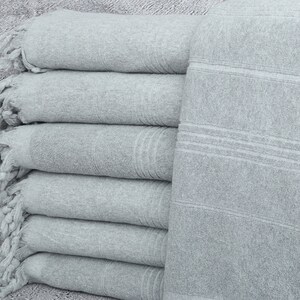 Toalha de Terry listrada, presentes para despedida de solteira, lembrancinhas de casamento, presente para ela, toalha de algodão cinza stonewashed de 36 x 71 polegadas, presente para a mãe,
