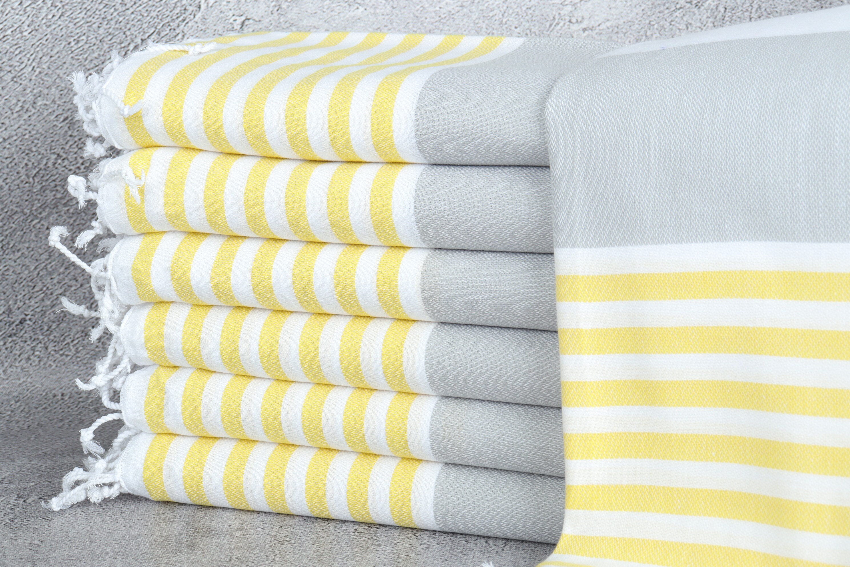 Yellow/gray Bath Towels - Etsy, image size:2976x1984