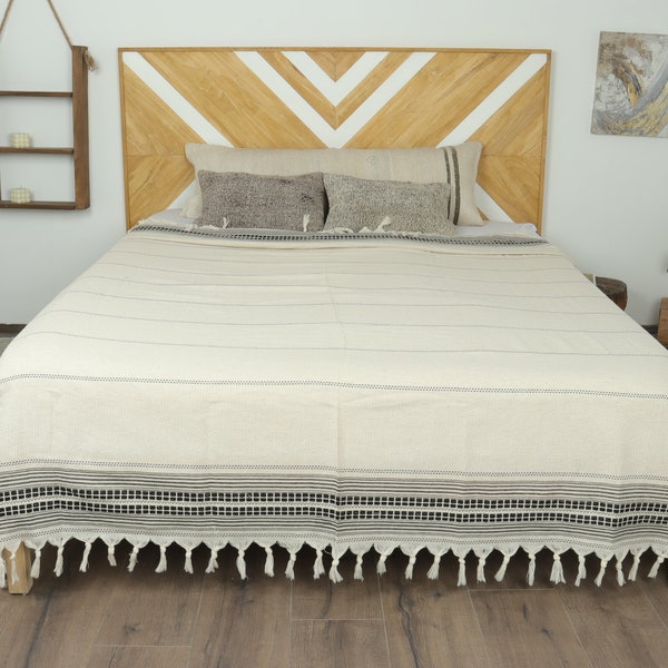 Turkish Bedspread, Handwoven Blanket, King Size Black Throw, 93x95 Inches Linen Blanket, Cotton Blanket, Yoga Throw, Camping Blanket,