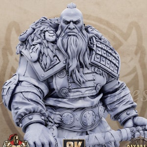 Erik the Great 32mm Scale Viking Miniature Dungeons Dragons DnD Barbarian Mini - Northmen of the Howling Glacier