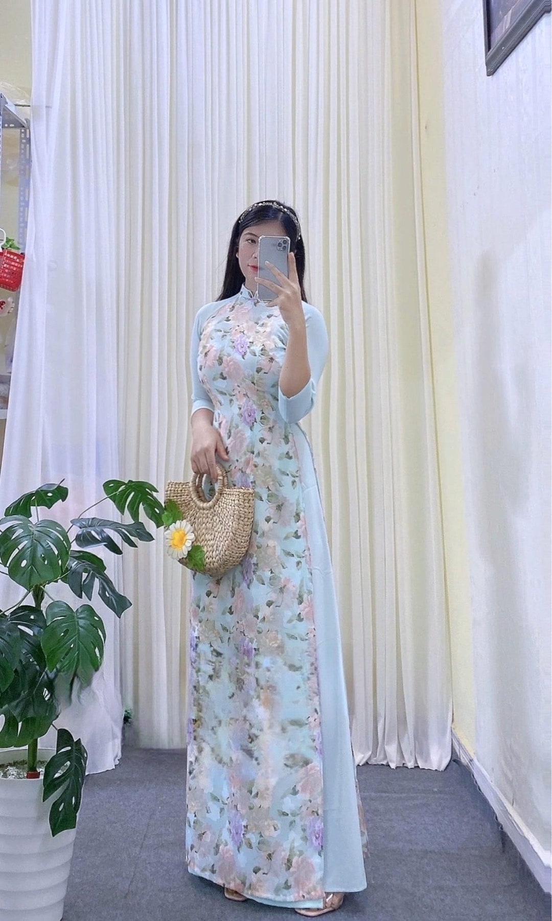 Pre-made Modern Vietnamese Ao Dai Tet, Áo dài cách tân mấn qipao cheongsam, luxury ao dai