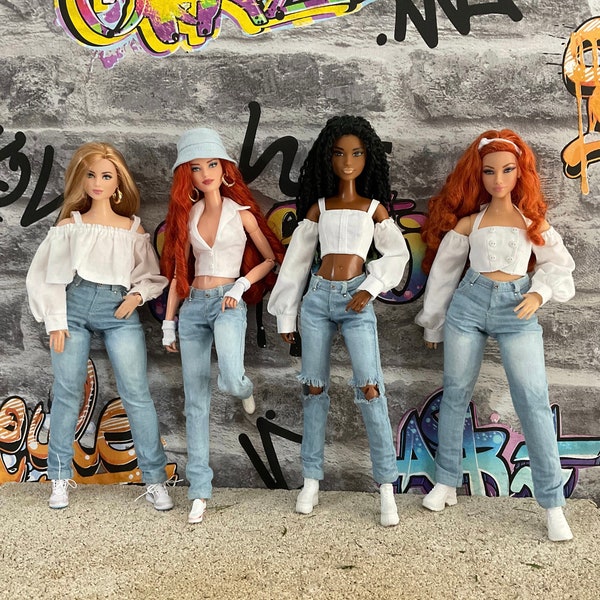 Vêtements pour poupées type Barbie