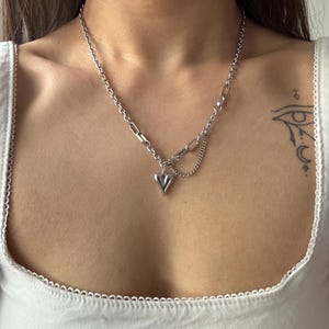 Gothic Herz Halskette, Punk Rock Halsband, Asymmetrische Kette Herz Anhänger, Alt Grunge Schmuck, Dark Aesthetic Halskette, Techno Rave Accessoire